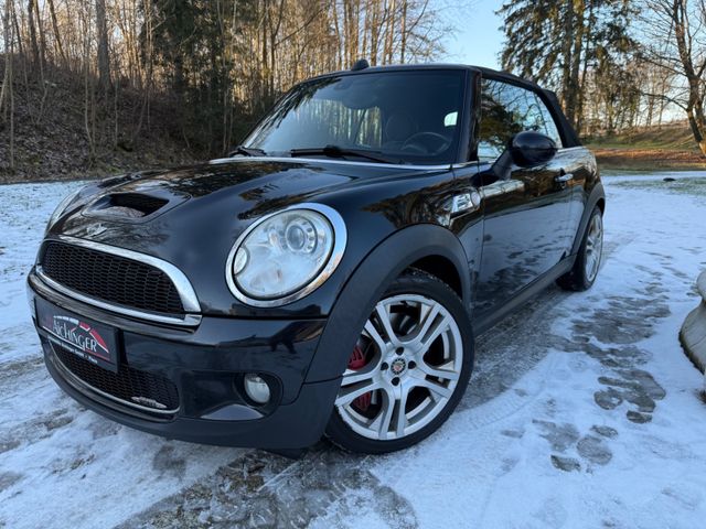 MINI Cabrio John Cooper Works Bi-Xenon Navigation