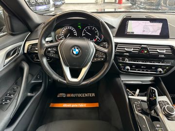 MYAUTOCENTER – Gebraucht- und Jahreswagen mit Werkstattservice in Pfaffenhofen BMW 520 *Navi*ACC*NAVI*LED*KAM*CARPLAY*