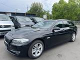 BMW 525 d xDrive Touring AUTOMATIK/PANO/EUR5/AHK/AC - BMW 525 in Frankfurt (Main)