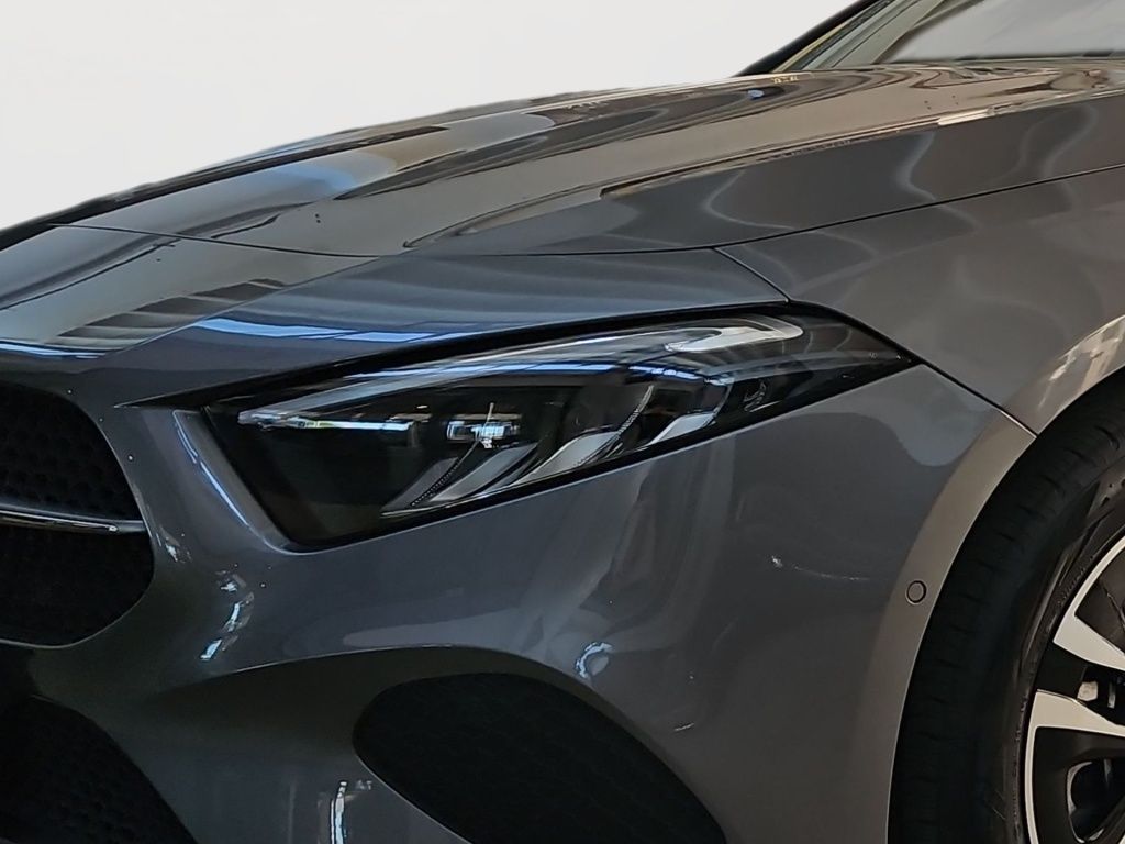 Fahrzeugabbildung Mercedes-Benz A250e Progressive Totwi. LED SHZ Tempomat KAM