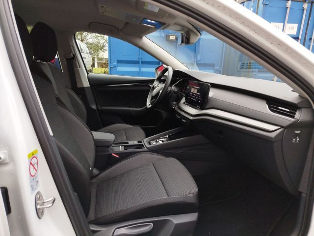 Fahrzeugabbildung SKODA Octavia Combi Ambition OCT.COM iV AMB
