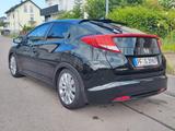 Honda Civic 1.8 i-VTEC Lifestyle Sportfahr. Soundsyst. - Honda Civic: Sport
