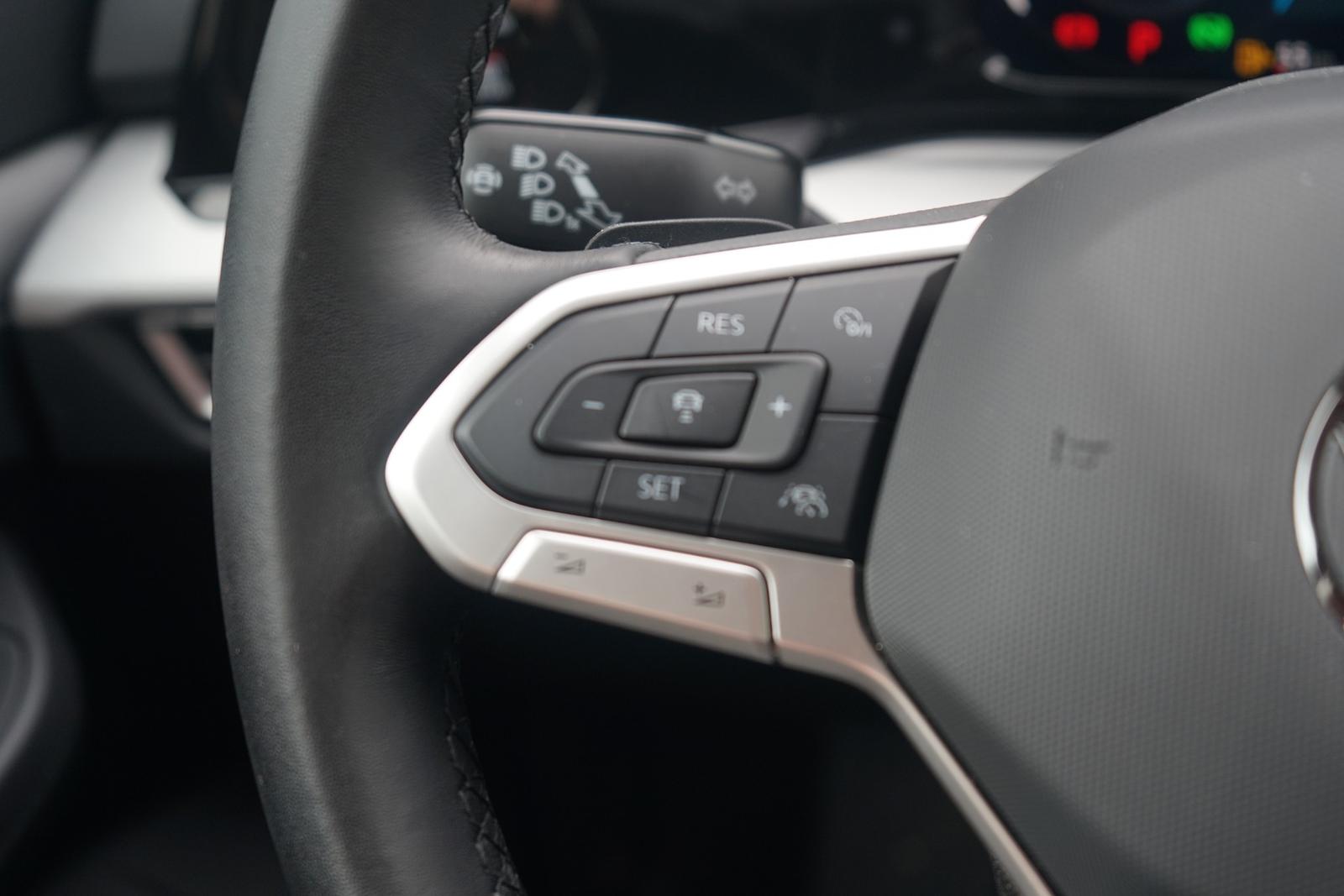 Volkswagen Golf VIII Variant 1.5 eTSI DSG LED Navi ACC PDC, миниатюра 14