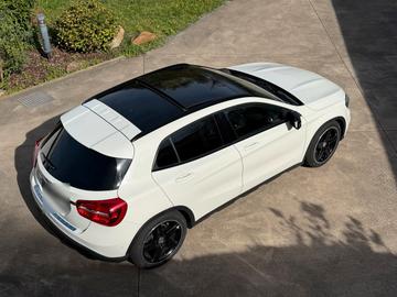 صورة 9 لـ 2014 Mercedes-BENZ GLA