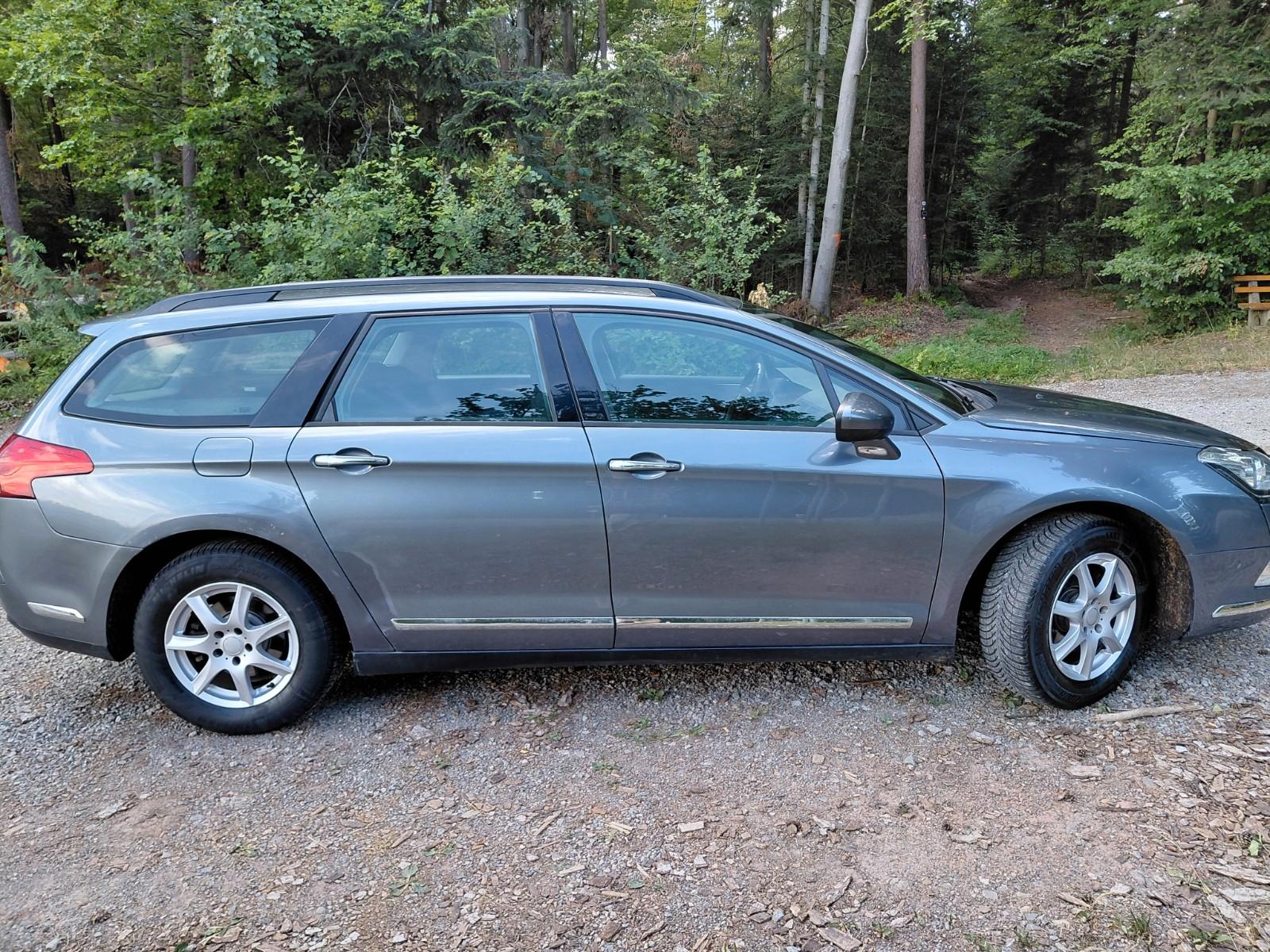 Citroën C5 Tourer HDi 110 TÜV Neu, Zahnriemen Neu.