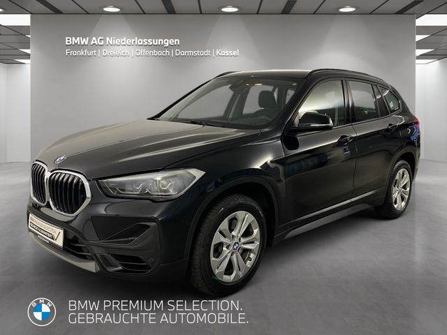 BMW X1 xDrive20i Navi AHK Kamera Sportsitze LED