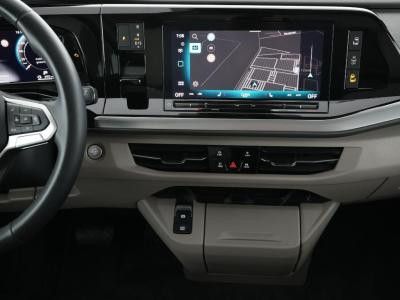 T7 Multivan Life KÜ 2.0TDI DSG ACC PANO 7-SITZER