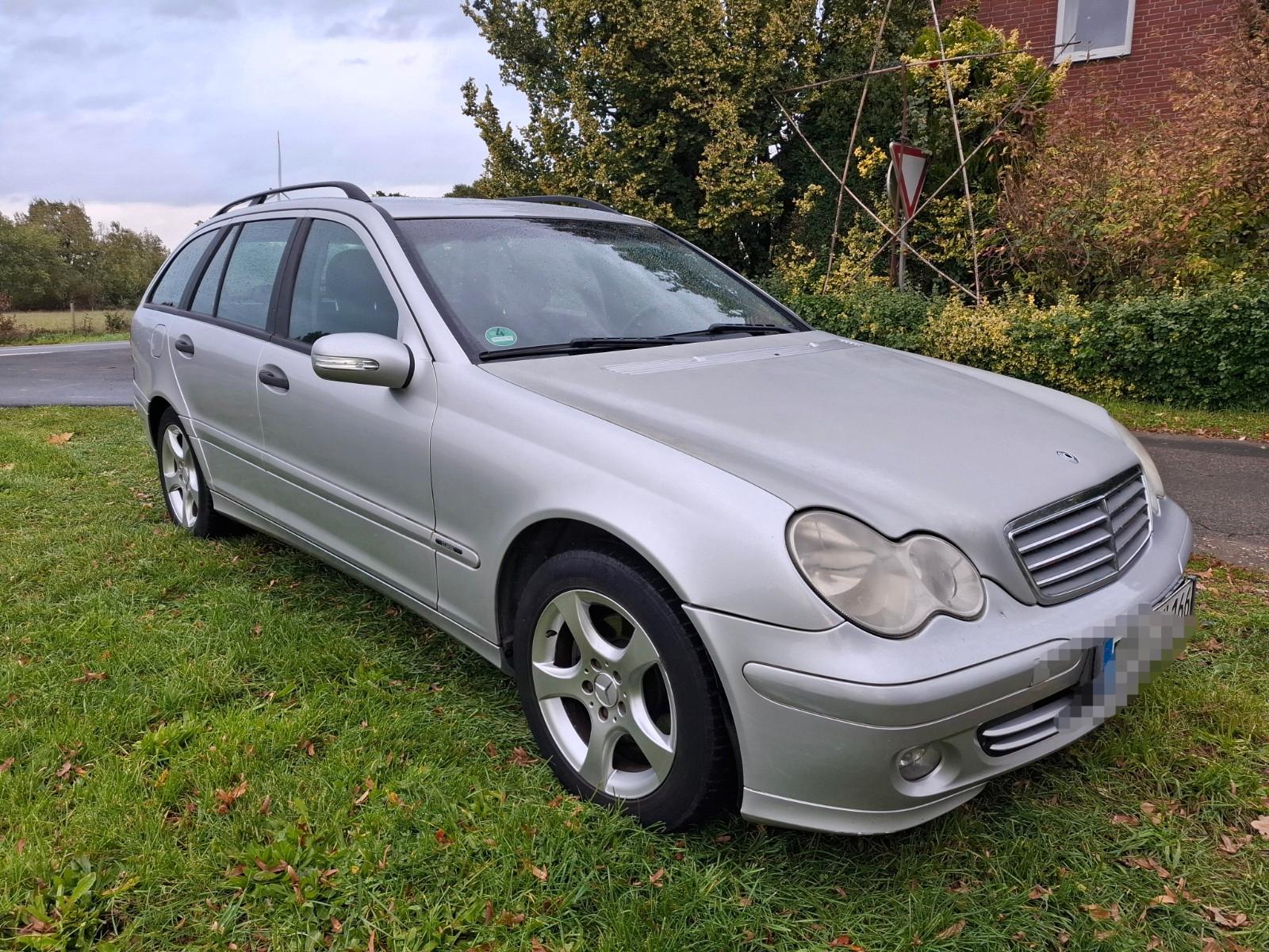 Mercedes-Benz C220 2005 — engine 2.148 cm³, 150 HP (110kW)