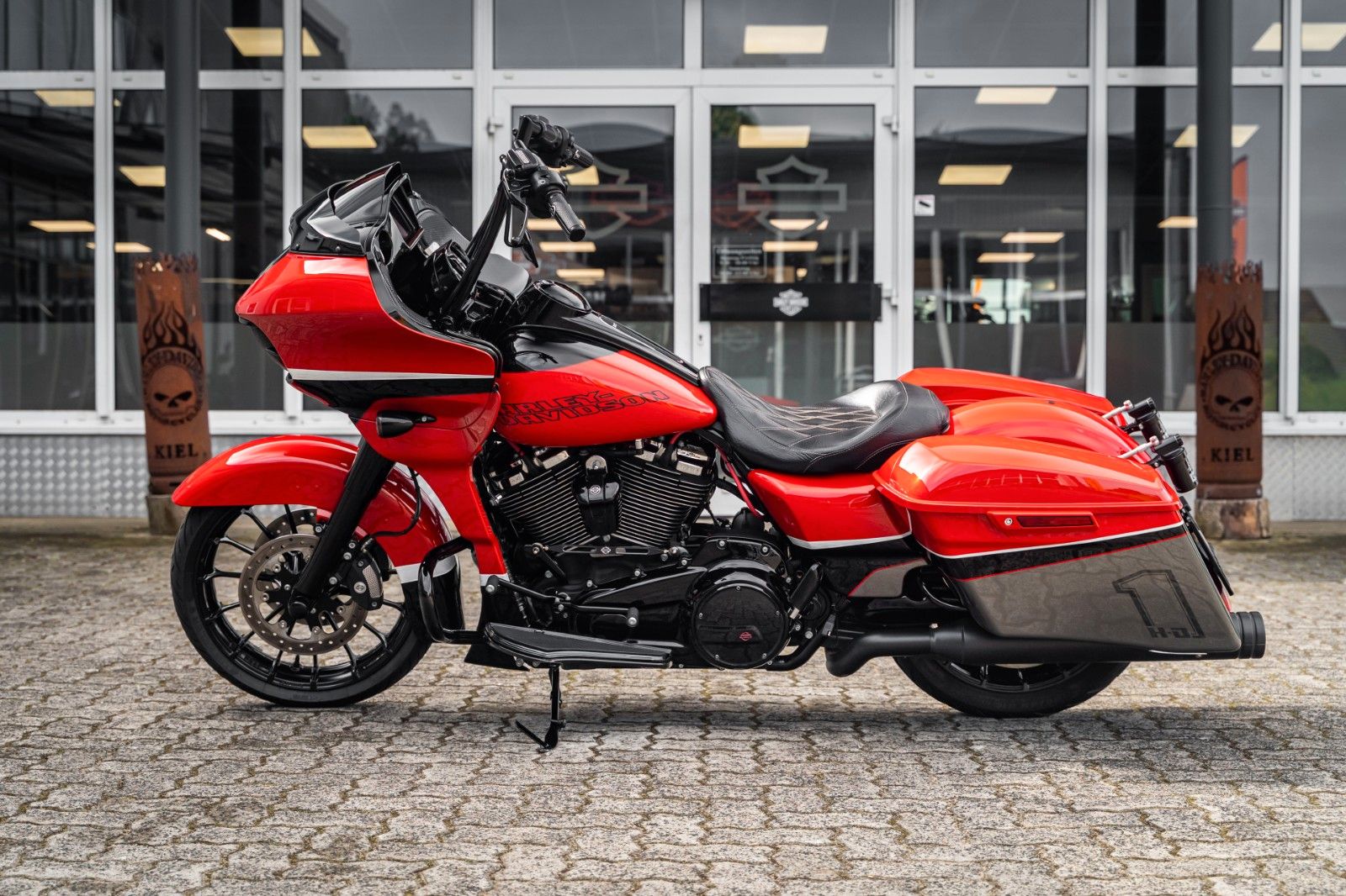 Fahrzeugabbildung Harley-Davidson FLTRXS Road Glide Special - 131cui - Mayhem Nr97