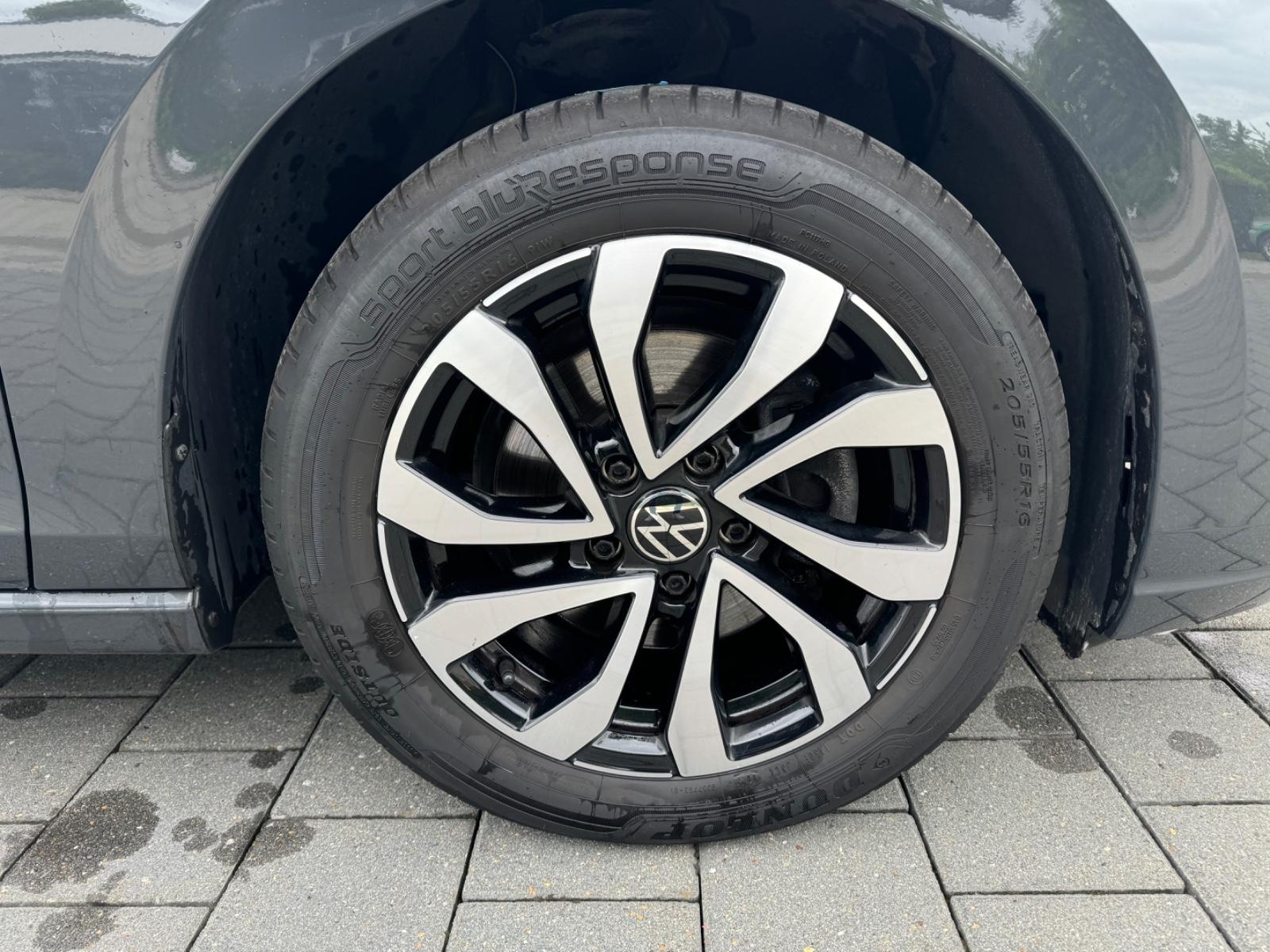Volkswagen Golf VIII 1.0 eTSI Active NAVI*KLIMATRONIK*MTL* — 19