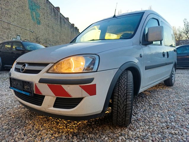 Opel Combo Edition-CNG