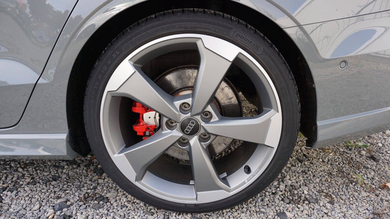 Fahrzeugabbildung Audi S3 Lim. 2.0 TFSI quattro Navi Kamera B&O Pano