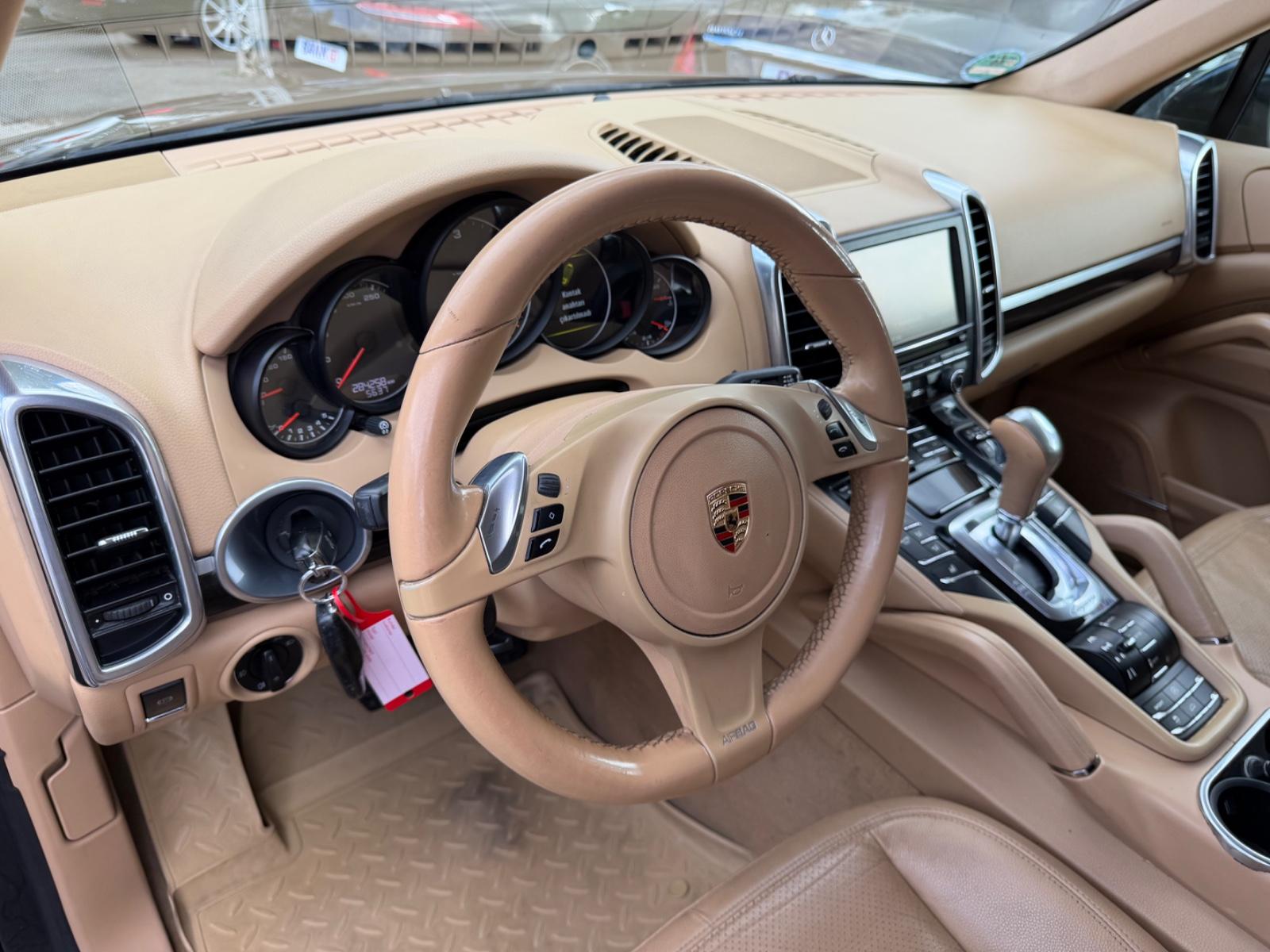 Porsche CAYENNE DIESEL TÜV NEU