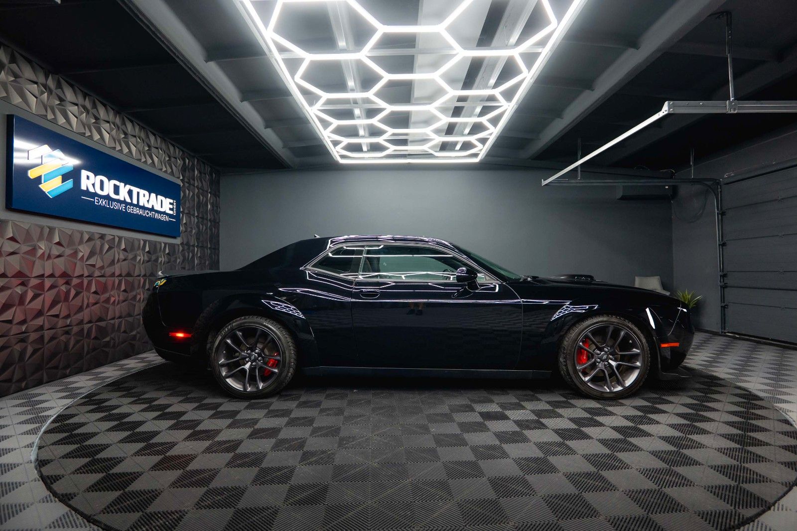Fahrzeugabbildung Dodge Challenger 5.7 V8 R/T WIDE BODY SHAKER LAST CALL
