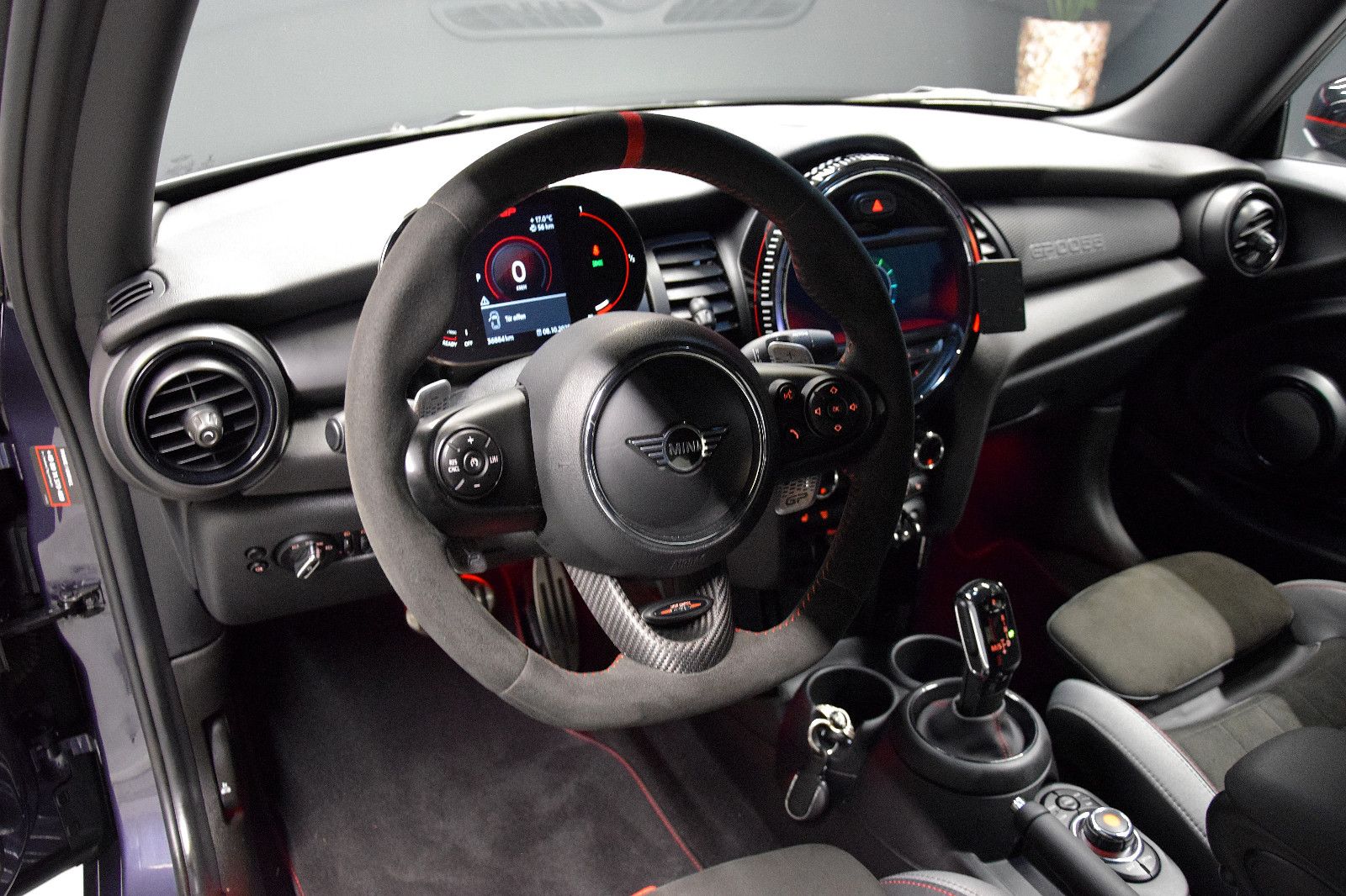 Fahrzeugabbildung MINI John Cooper Works GP #55 *Carbon Tempo. Schale