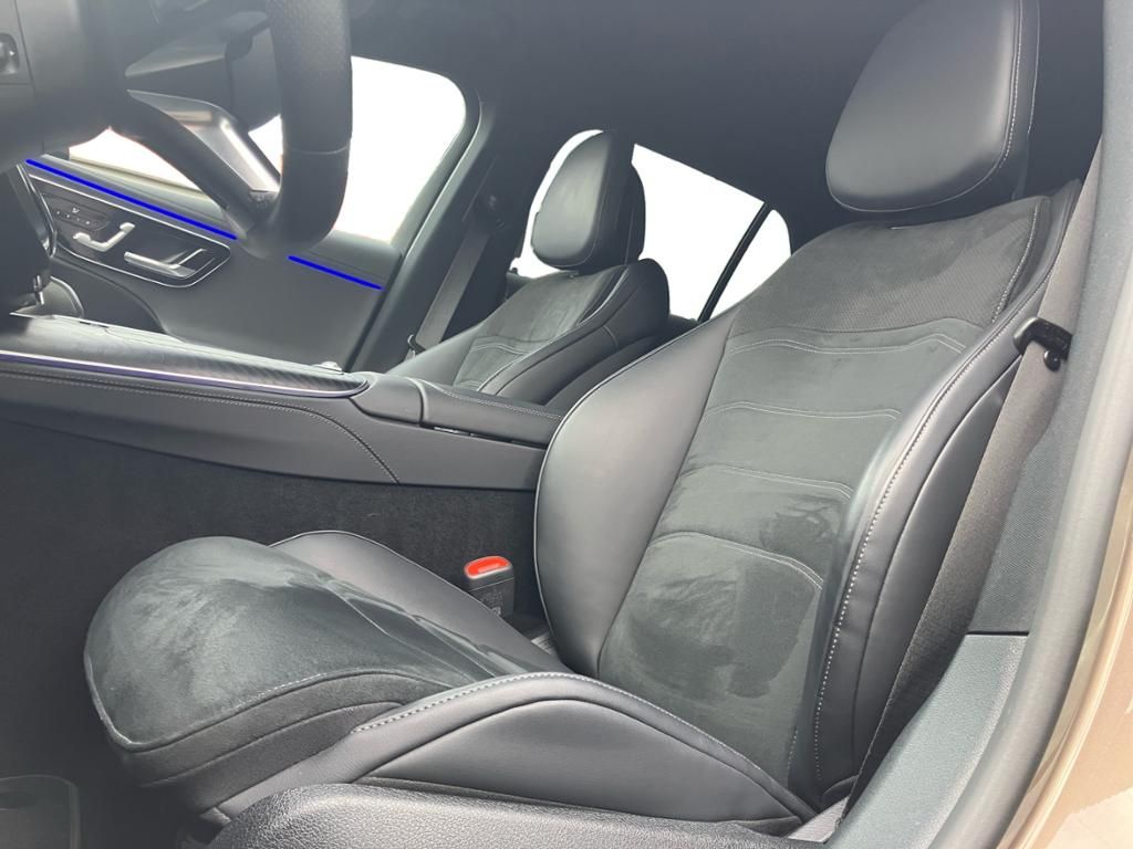 Fahrzeugabbildung Mercedes-Benz E 220 d T AMG*NIGHT*MEMO*KEYL*BURM*DIGITAL-LIGHT