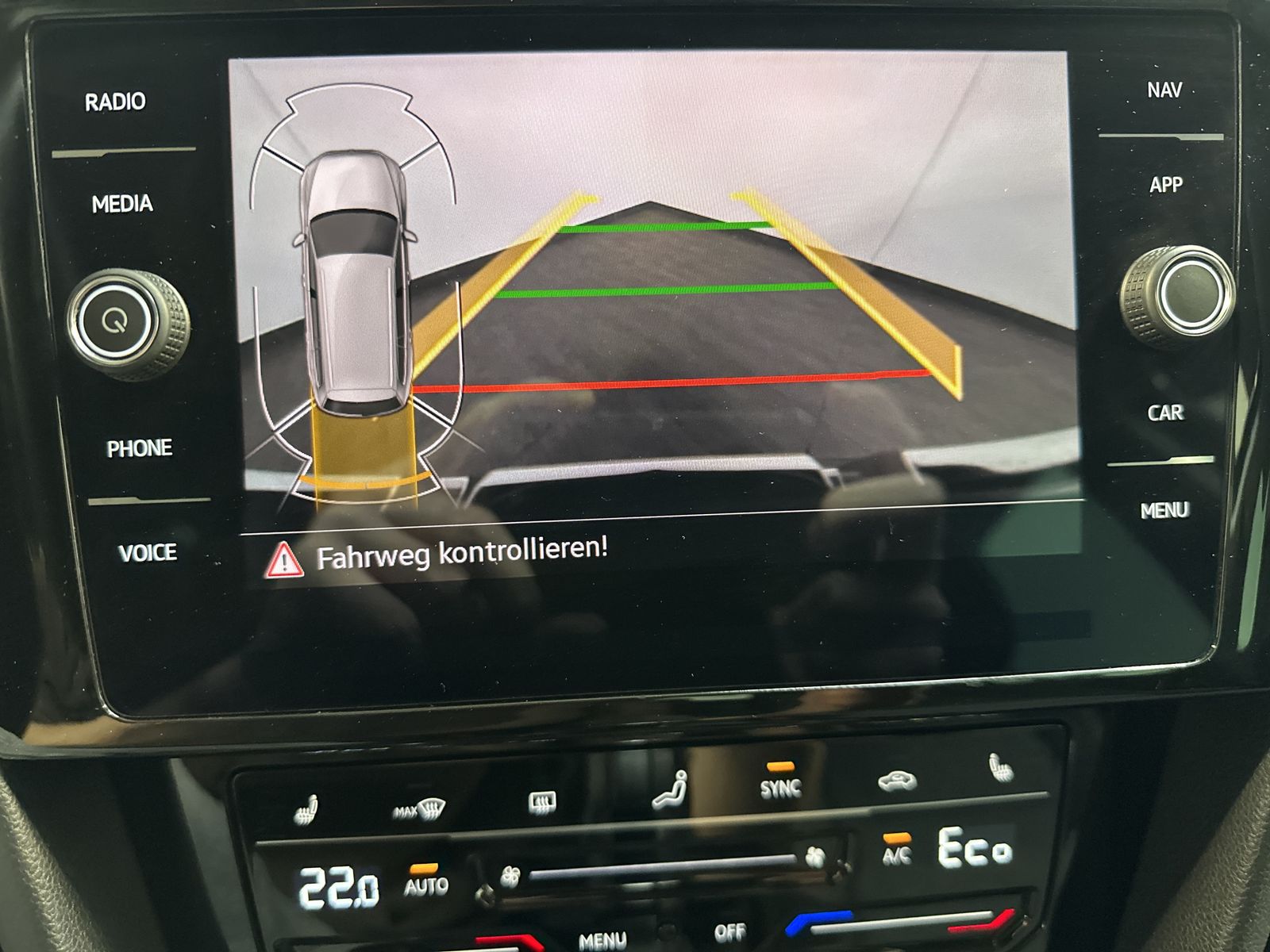 Fahrzeugabbildung Volkswagen Passat Variant GTE NAV+MATRIX+ACC+PANO+AHK+17ZO