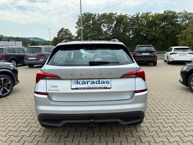 Fahrzeugabbildung Skoda Kamiq 1,0 TSI Active >AHK/SmartLink/Sitzheiz<
