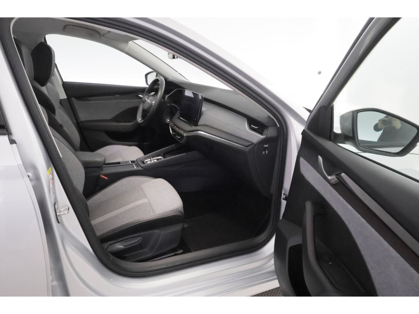 Skoda Octavia 2.0TDI Combi DSG Selection+LED+KAMERA foto 20