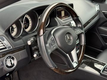 Mercedes E 350 - 12