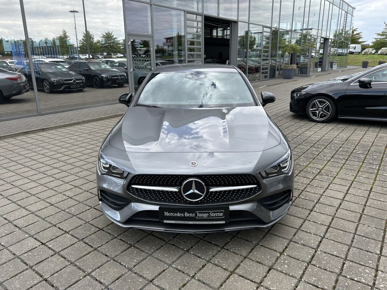 Mercedes-Benz CLA 250 e Coupé AMG NIGHT AMBIENTE KAM LED NAVI foto 3