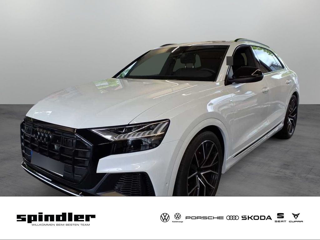 Image of Audi Q8
