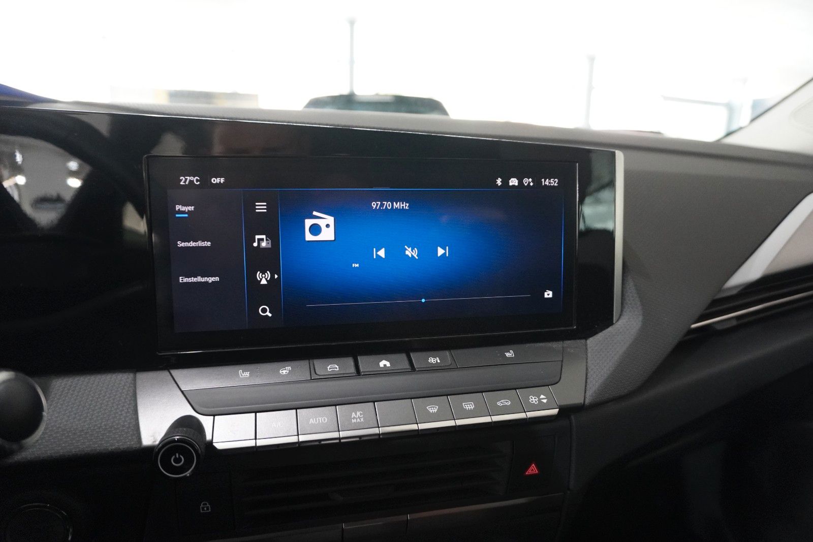 Fahrzeugabbildung Opel Astra L Lim. 1.6 HYBRID EDITION NAVI/KAMERA/AHK