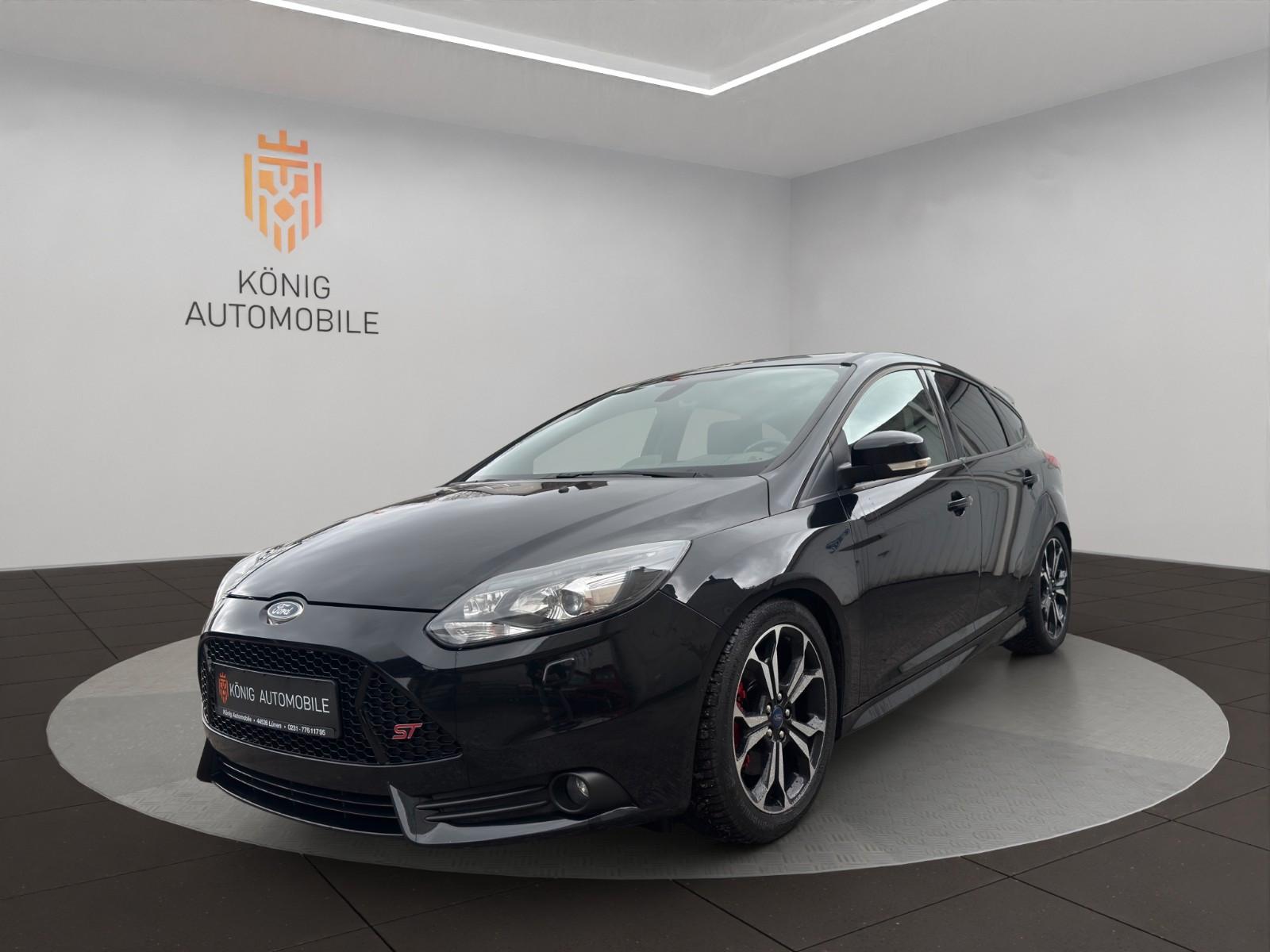 Ford Focus Lim. ST/SHZ/NAV/LM/RECARO/LED