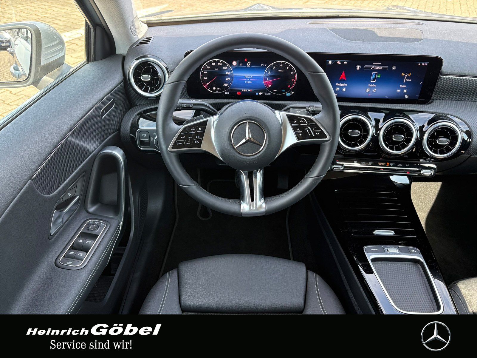 Fahrzeugabbildung Mercedes-Benz A 180 Progressive*KAMERA*LED*SPURHALTE*