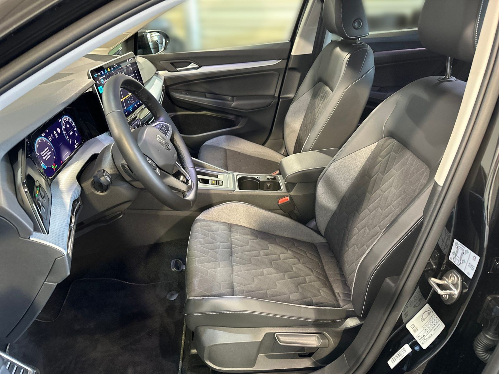 Volkswagen Golf - Bild 9