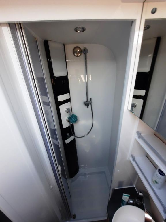Fahrzeug Übersicht 16 Fahrzeugabbildung Hobby MAXIA T 740 WE Verfüg./Sparen Sie 12.579,- €