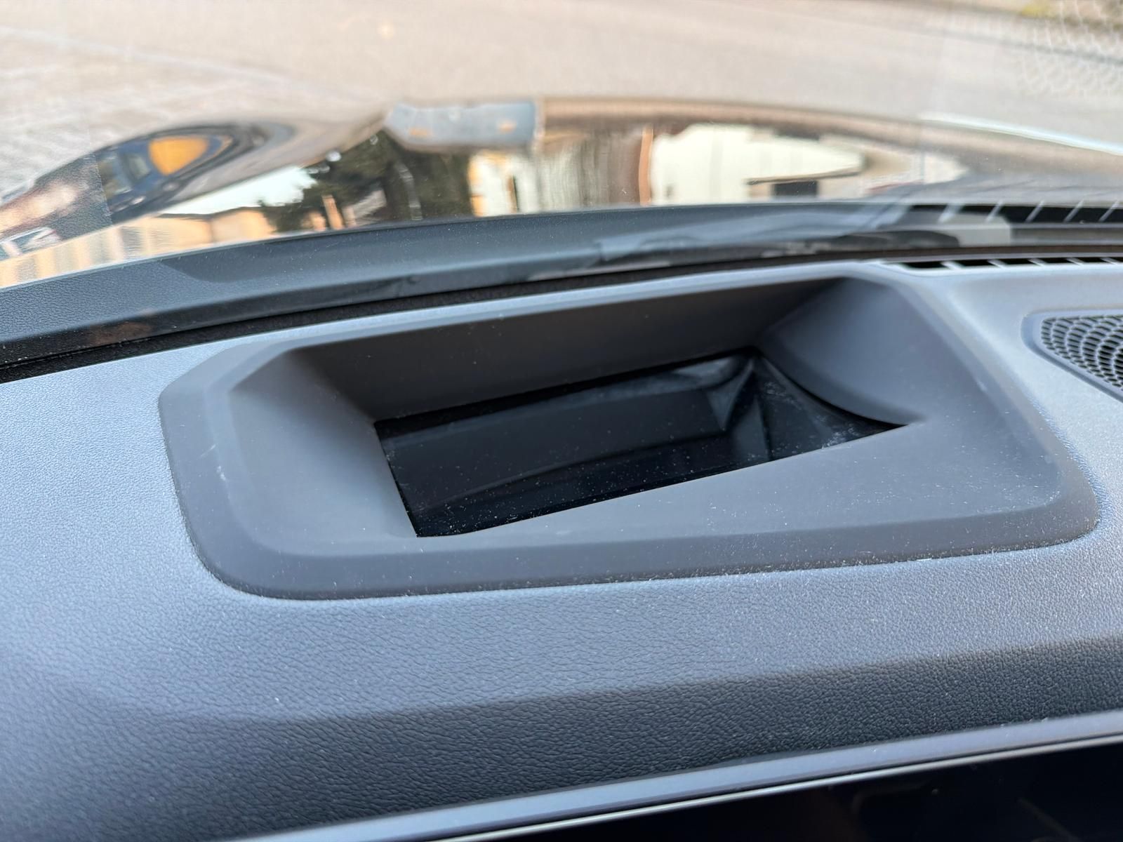 BMW 320d Limousine/FACELIFT/1.Hd/NAVI/HEAD UP/PDC foto 18