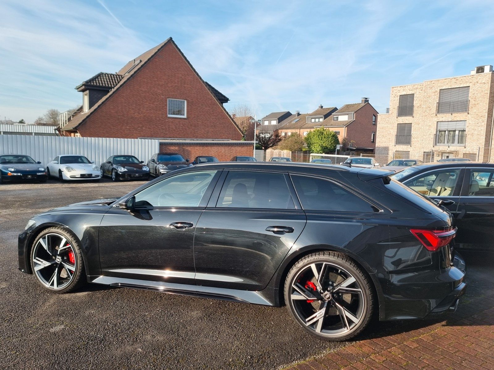 Fahrzeugabbildung Audi RS6/Dynamik Plus/Keramik/Sportabgas/RS-Fahrwerk