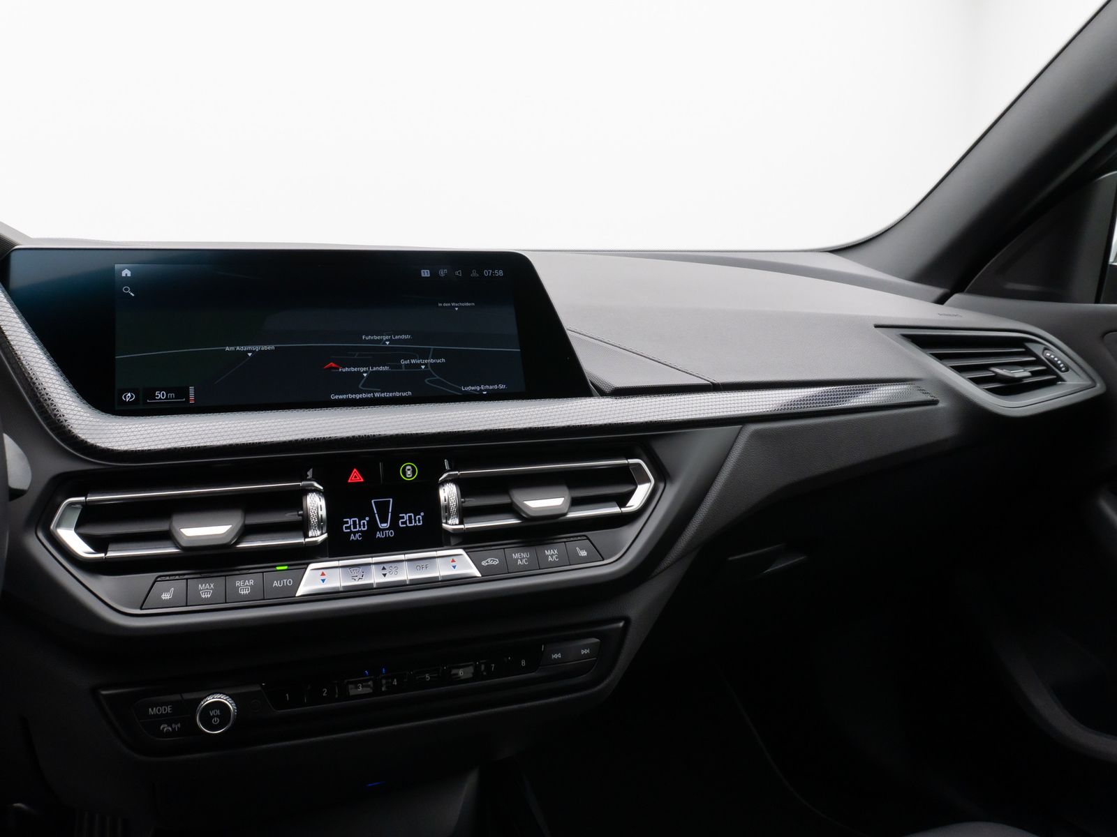 Fahrzeugabbildung BMW 218i Gran Coupé SportLine DAB PDC DrivAssist LED