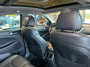 Hyundai Tucson Premium 4WD *Vollausstattung*1.Hand*