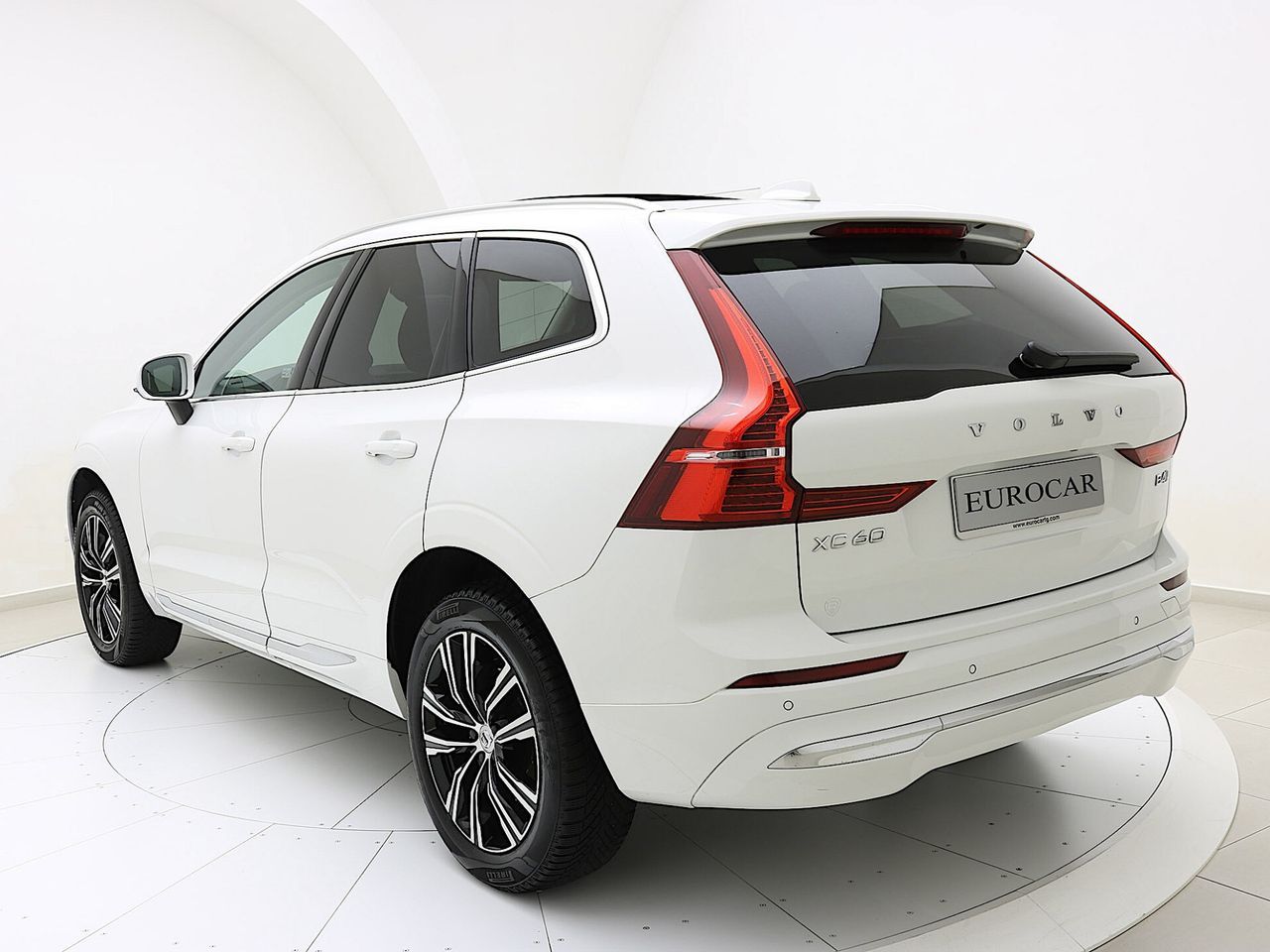Volvo XC60 B4 AWD auto Inscription TETTO APRIBIL imagem 3