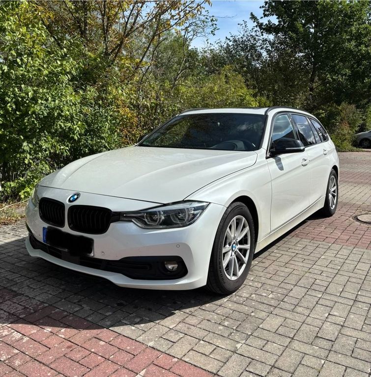 Image of BMW 320
