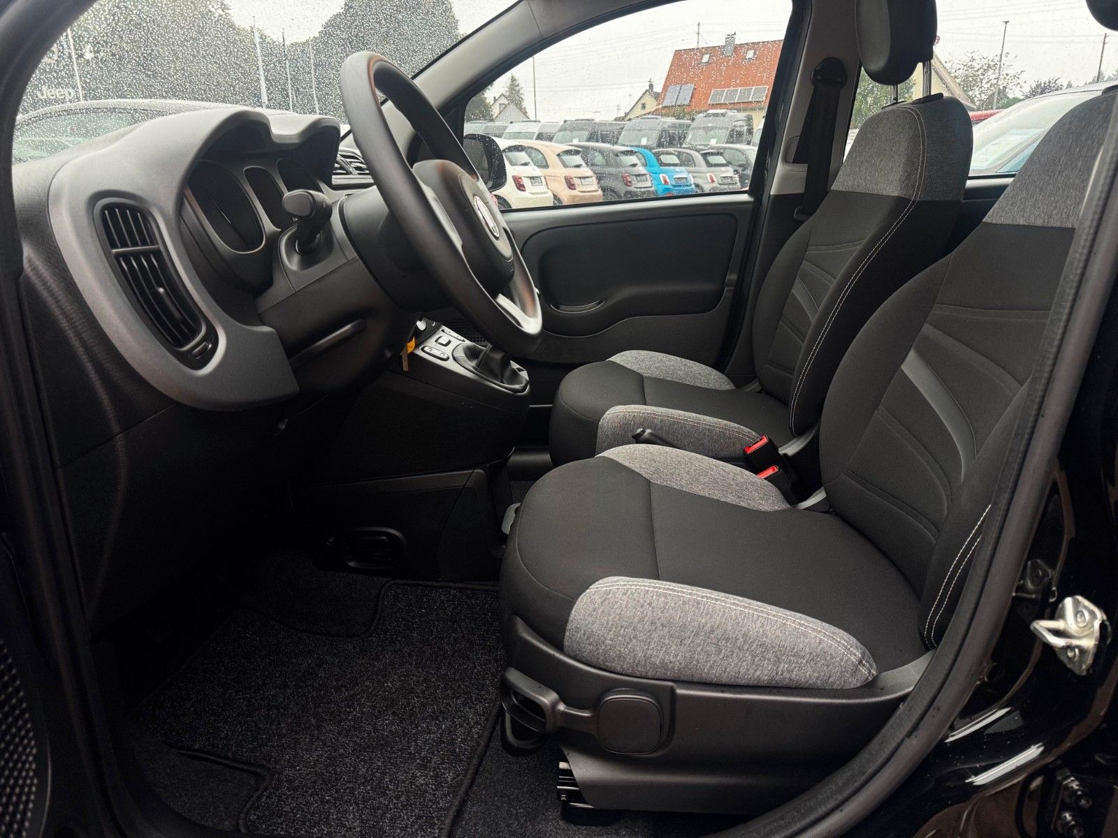 Fahrzeugabbildung Fiat Panda 1.0 GSE Hybrid Cross Klima