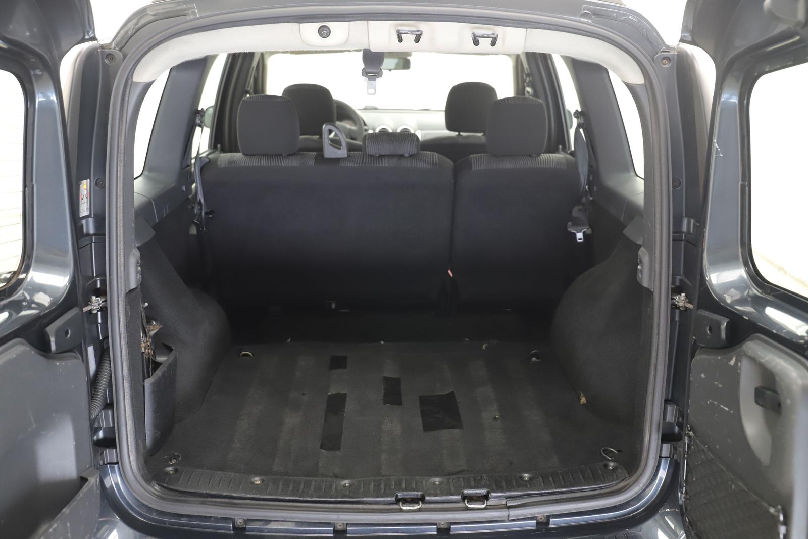 Dacia Logan 2009 — photo 20