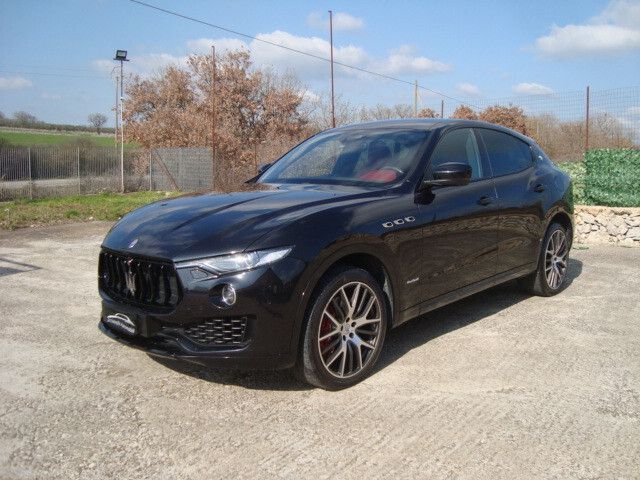 Maserati Levante V6 430 CV S AWD Gransport SQ4