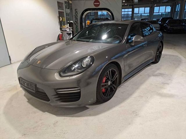 Porsche Panamera GTS  "Standheizung/Sport Chrono Paket"