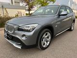 BMW X1 23d XDrive Automatik *Pano*Leder* - BMW 1er Reihe mit Diesel-Antrieb: Geländewagen