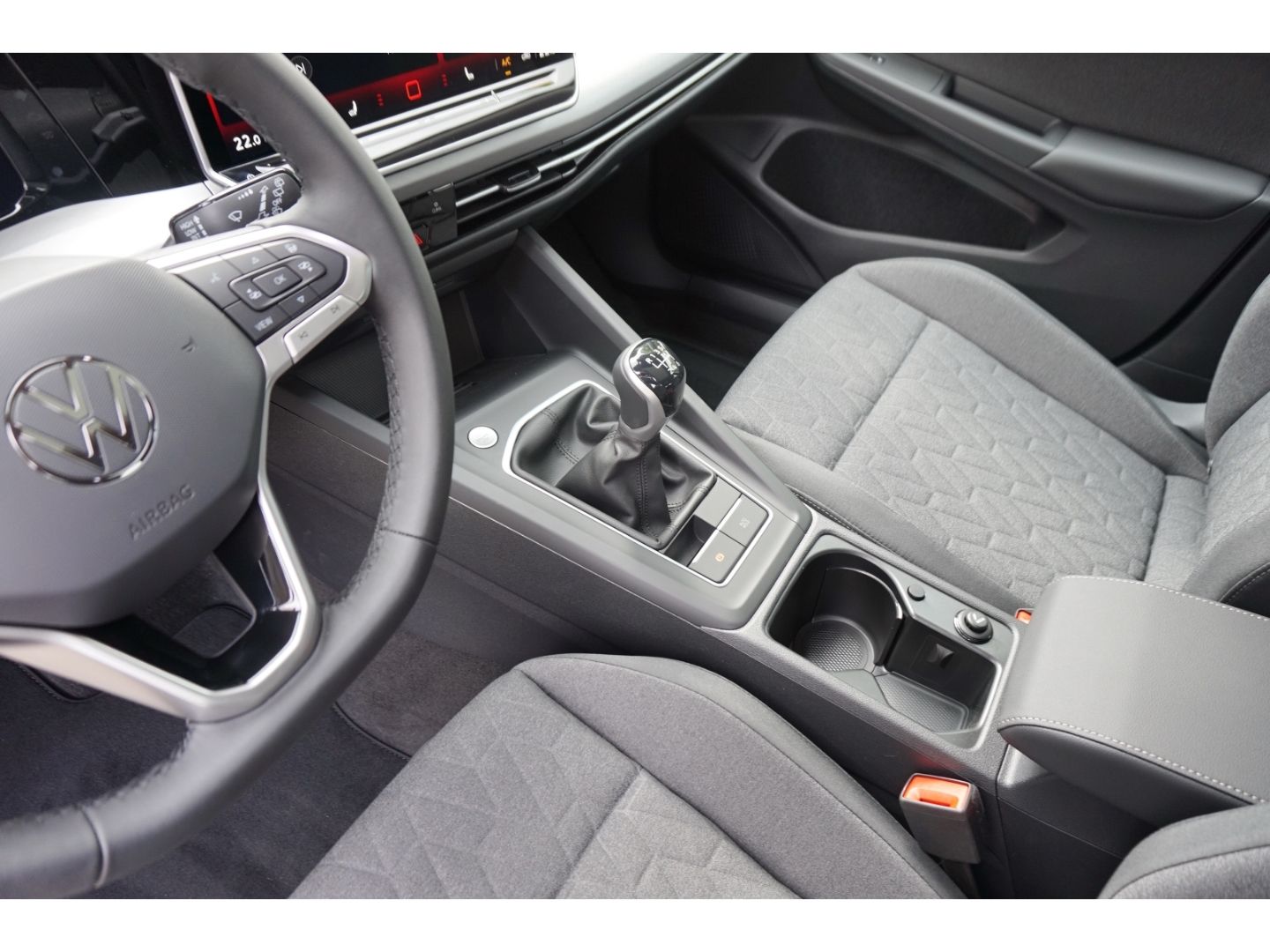 Golf VIII 1.5 TSI Life *AHK*PANO*ShZ*PDC*