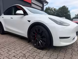 Tesla Model Y Performance Dual AWD*Gigafactory* - Tesla Gebrauchtwagen
