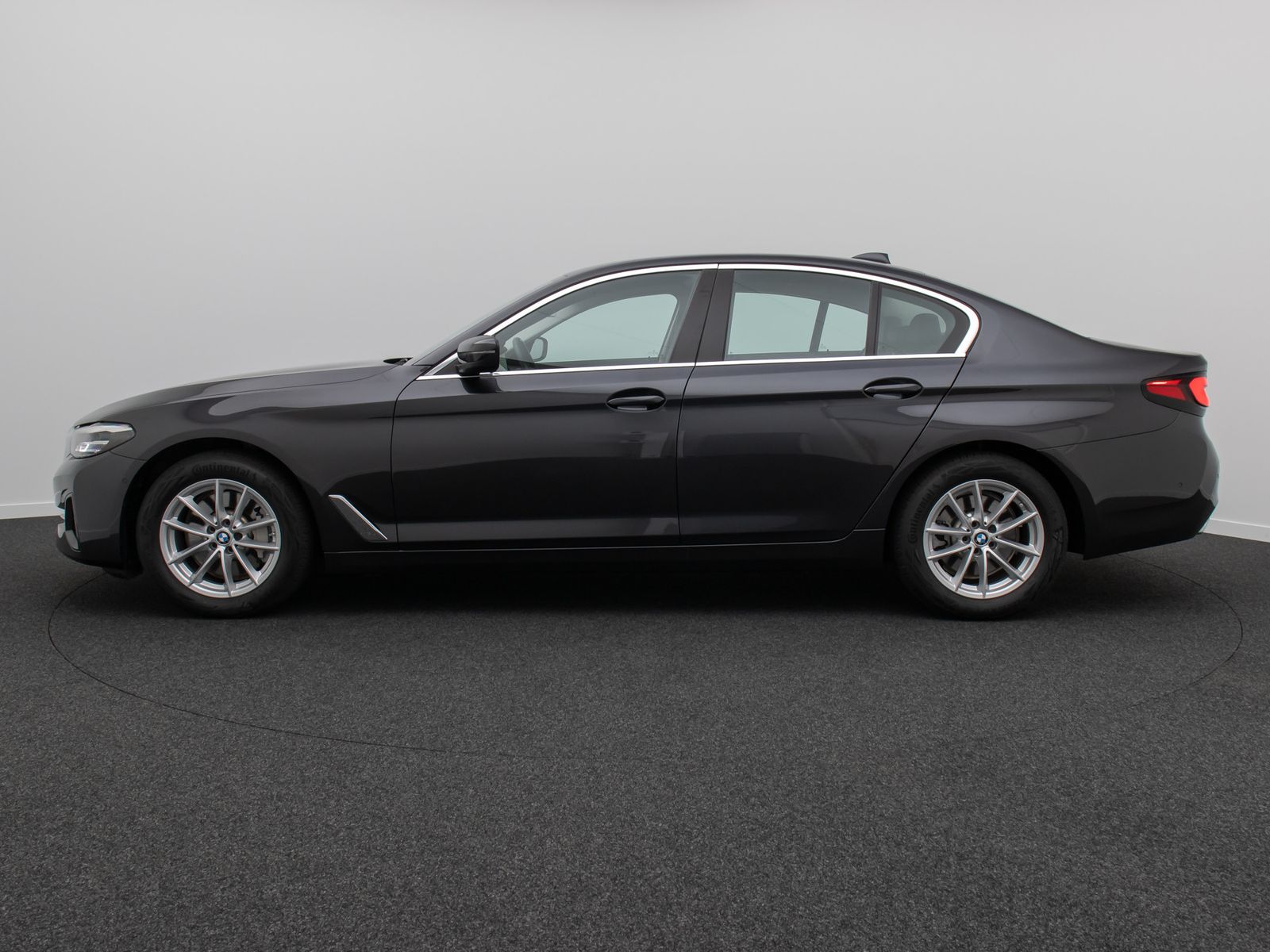 Fahrzeugabbildung BMW 530i DriveAss Alarm DAB Kamera CoickpitPro WLAN