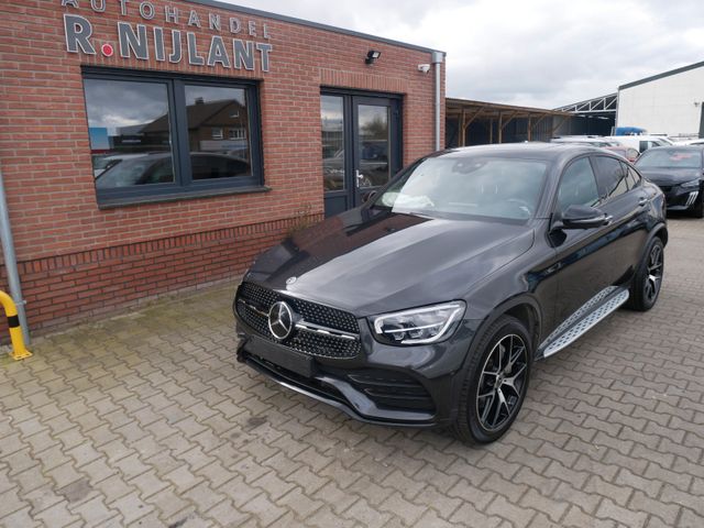 Mercedes-Benz GLC 300 e 4Matic Coupe AMG Schiebedach Leder