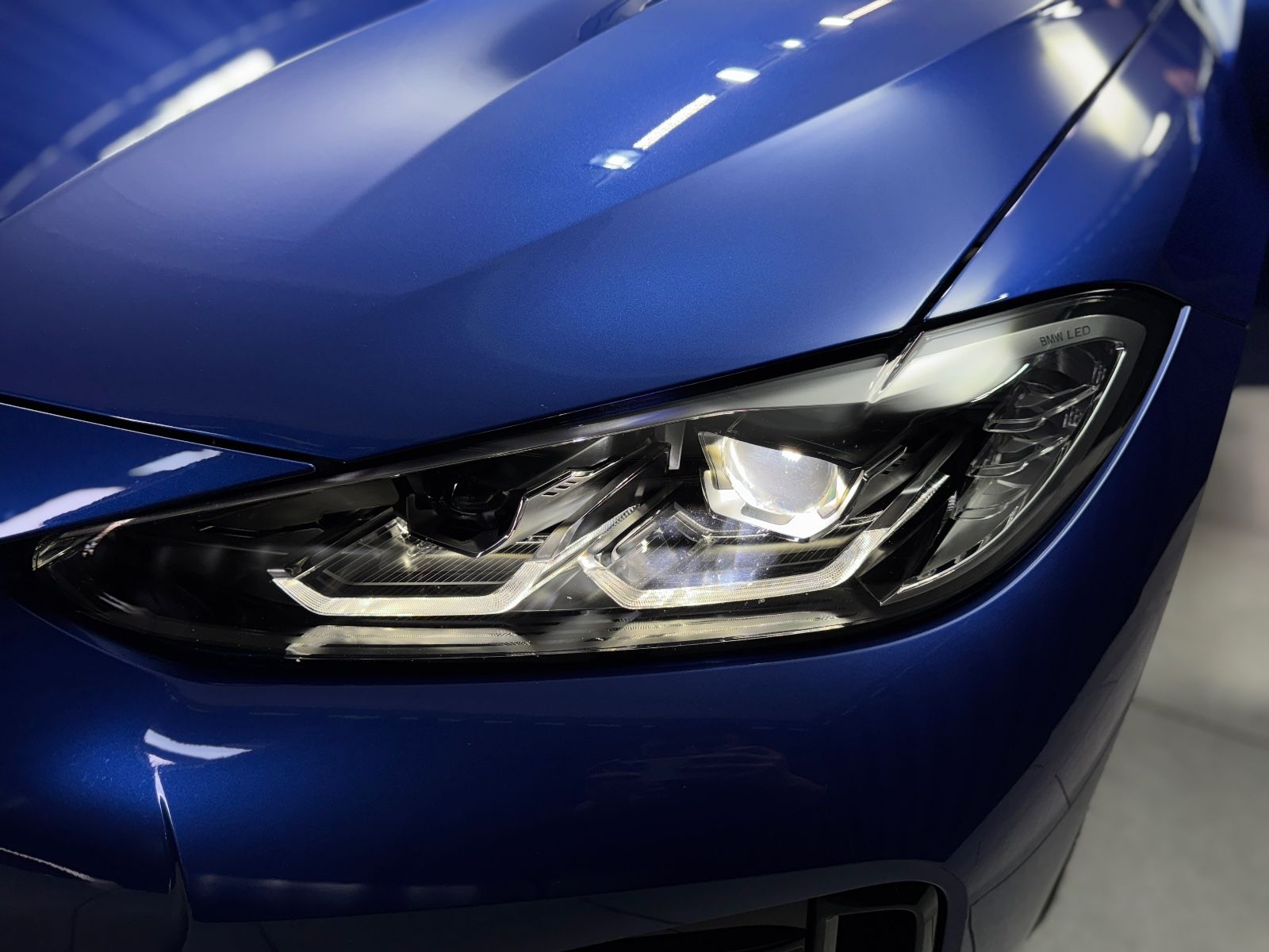 Fahrzeugabbildung BMW 420d Gran Coupe xDrive M SPORT|CURVED|ACC|