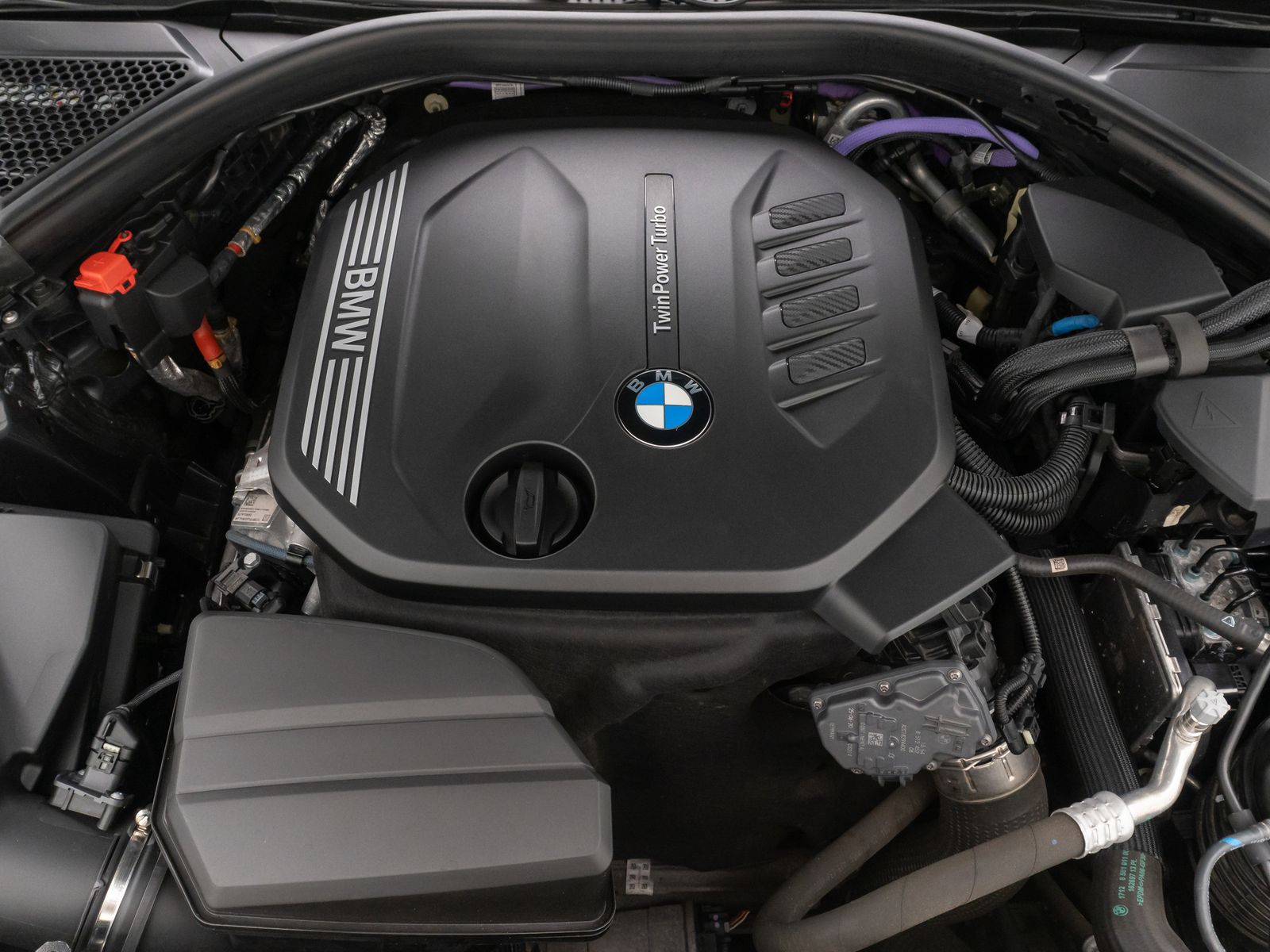 Fahrzeugabbildung BMW 320d xD Luxury Line Panorama Laser HUD DAB H/K