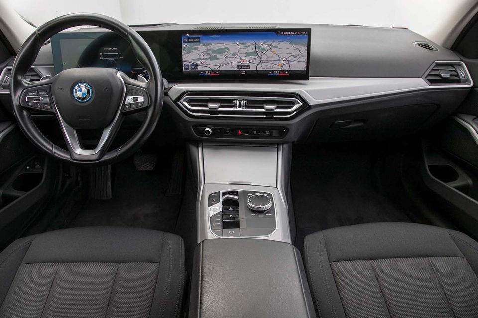 BMW 320 - Bild 4