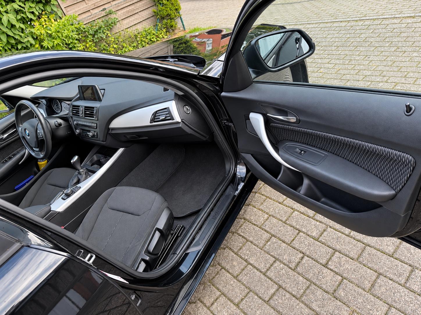 BMW 118i -
